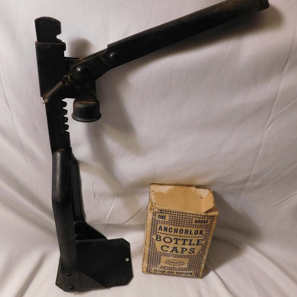Vintage Cast Iron Bottle Capper and Anchorlok Bottle Caps